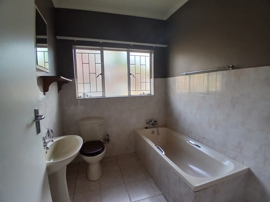 3 Bedroom Property for Sale in Geelhoutpark North West